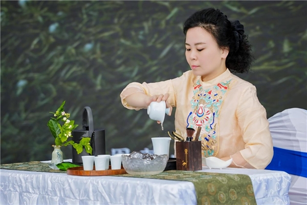 2025103113531667.005